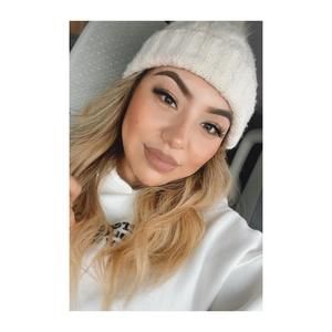 Meet your Posher, Jazmin